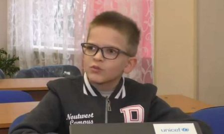 Нікополь отримав ще 124 ноутбуки для школярів: кому їх роздадуть (відео)