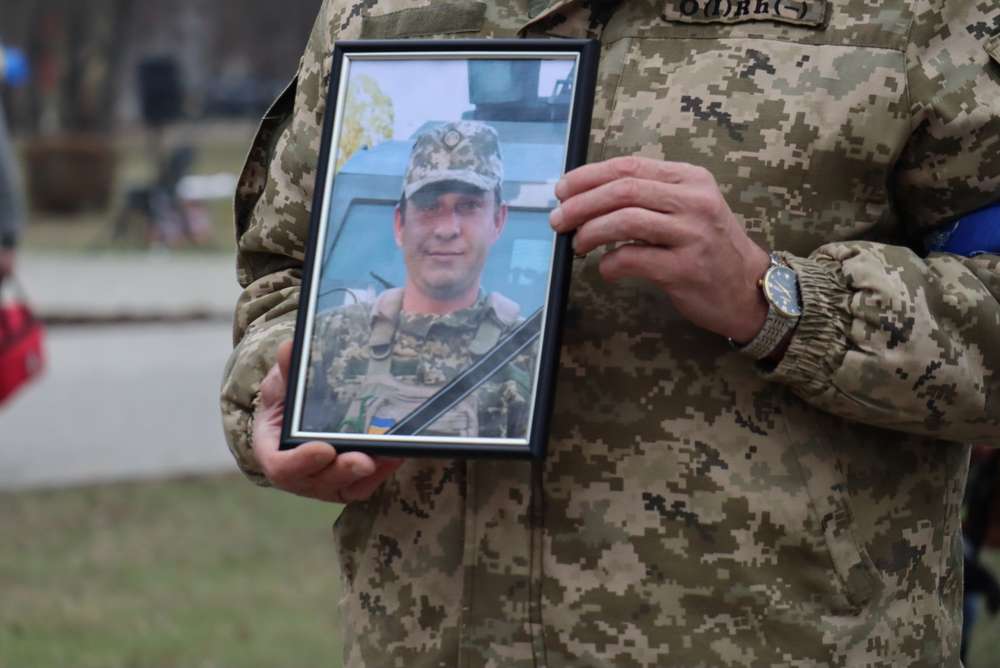 6 грудня Покров провів в останню путь загиблого Захисника (фото)