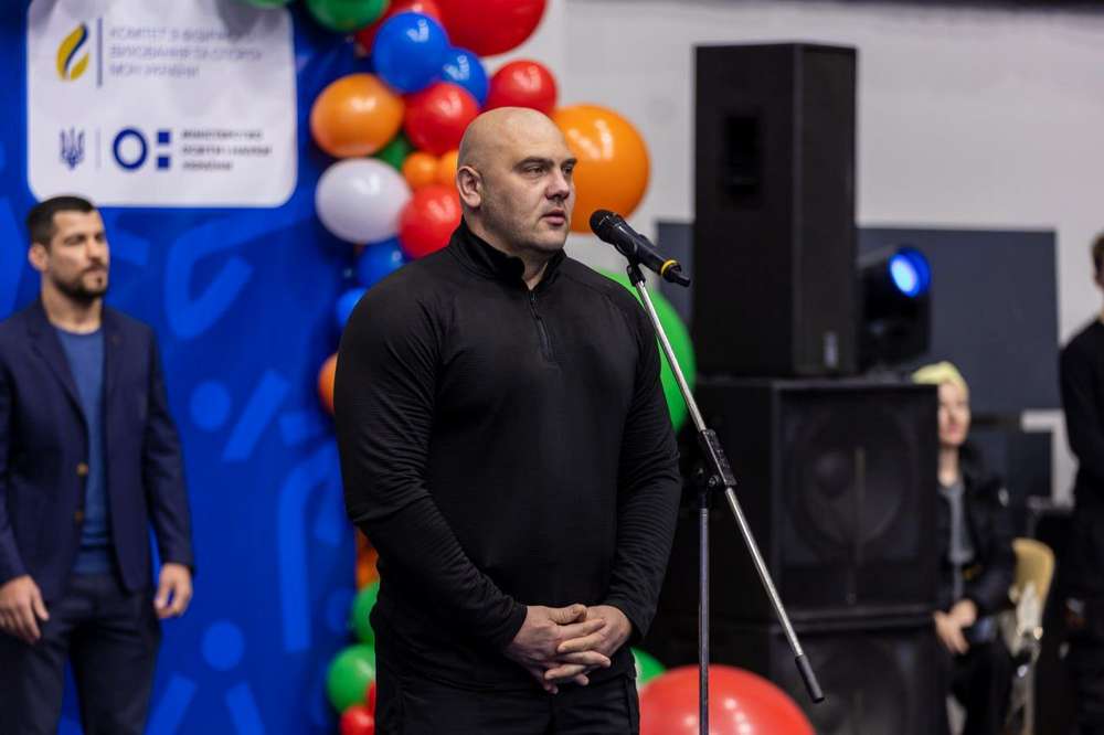 На Дніпропетровщині проходить Фестиваль боротьби та єдиноборств – привітати спортсменів приїхав Жан Беленюк