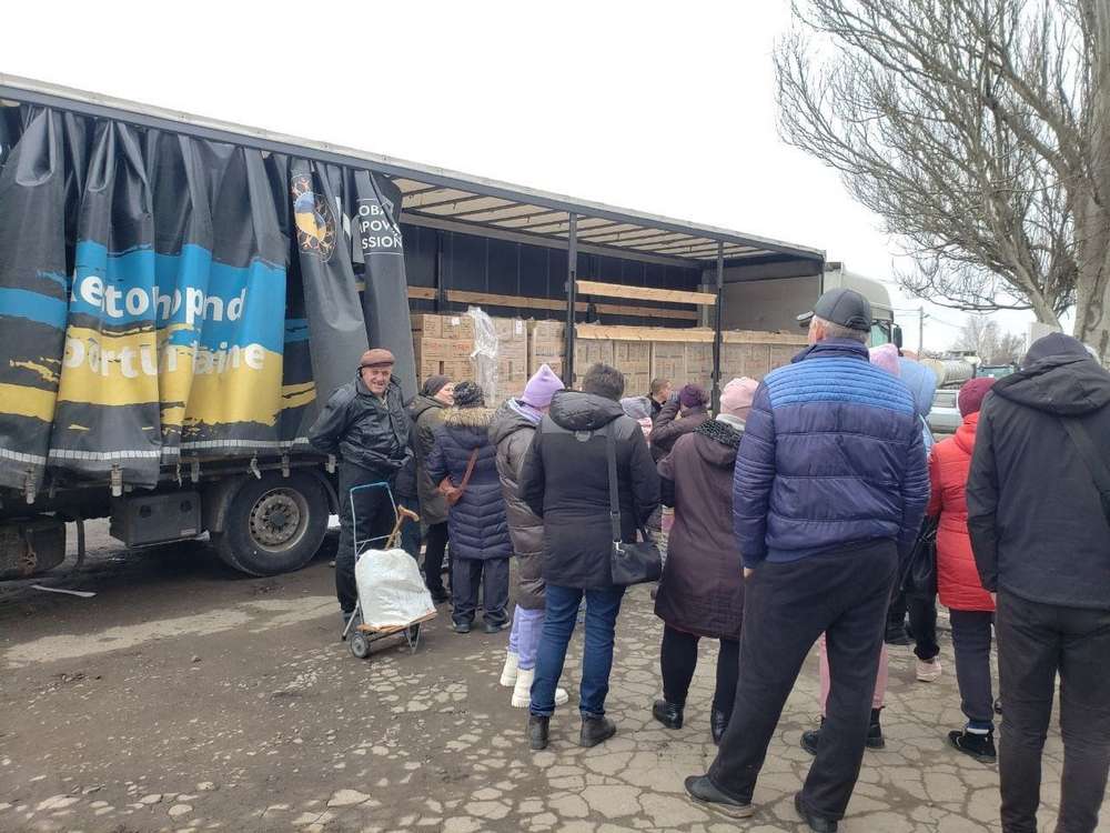 Яку гуманітарну допомогу на Нікопольщині видавали протягом двох тижнів (фото)