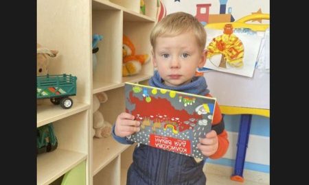 Колиски для немовлят, іграшки, книжки: дитяча лікарня Нікополя отримала подарунки від благодійників