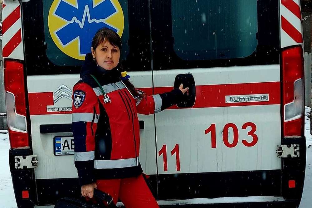 На Дніпропетровщині медики врятували чоловіка, якого поліцейські зняли з петлі