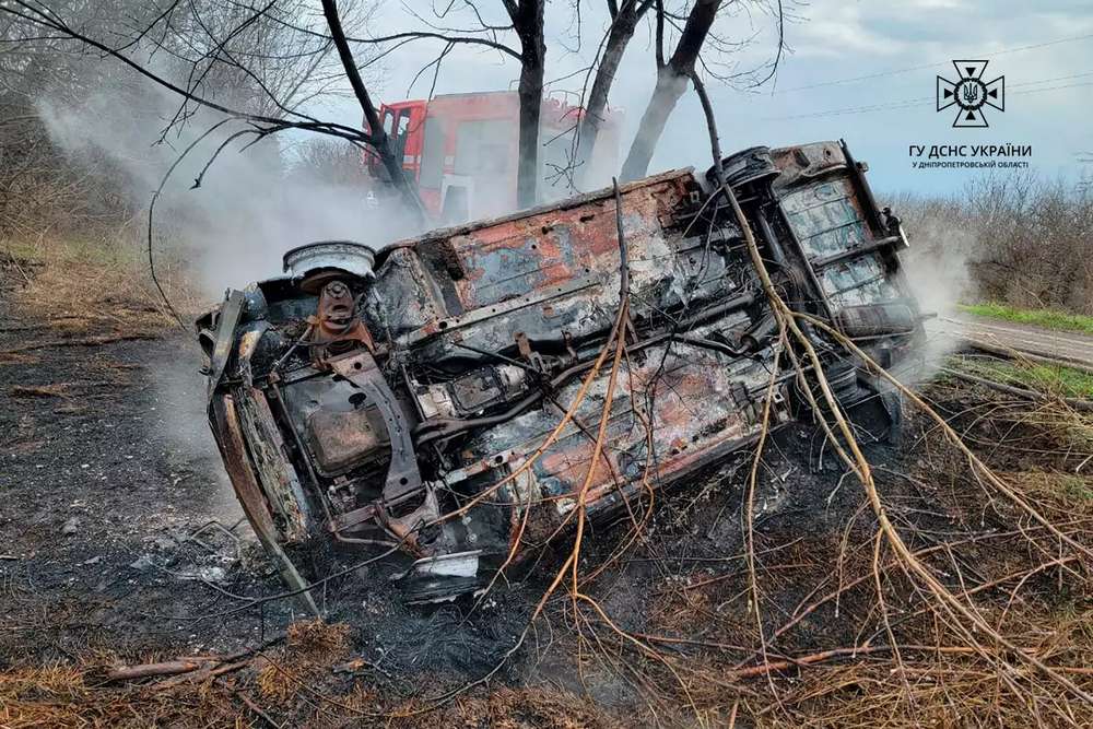 Водій згорів в авто: під Марганцем 2 січня сталася смертельна ДТП