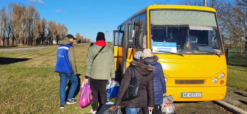 Безкоштовний автобус у Мирівській громаді продовжує курсувати – мешканці дякують благодійникам