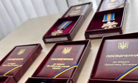 Захисники з Нікопольщини отримали державні нагороди