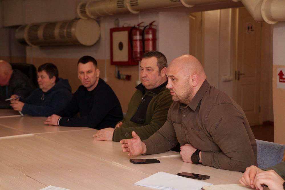 Зустрілися в укритті, говорили про воду і обстріли: начальник ДніпроОВА відвідав Нікопольщину