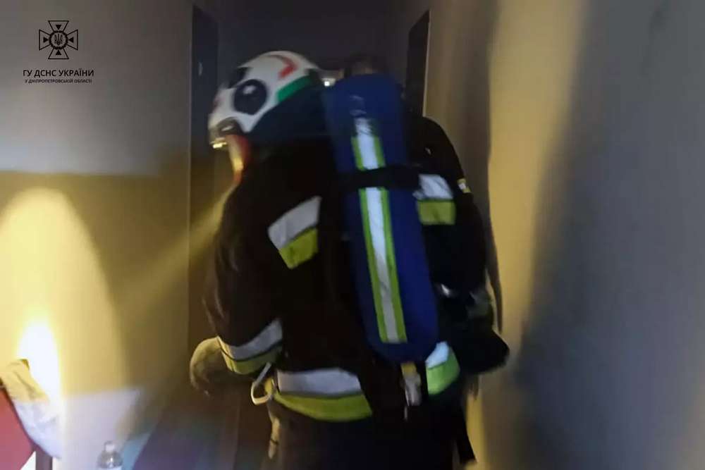 У Марганці 4 січня з палаючої квартири врятували чоловіка