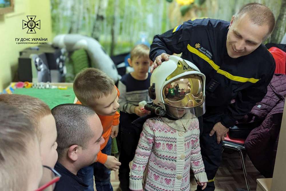 Для дітей-ВПО у Покрові провели урок безпеки (фото)