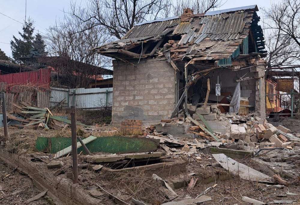 У Нікополі багато руйнувань: ворог обстріляв три громади району 8 лютого