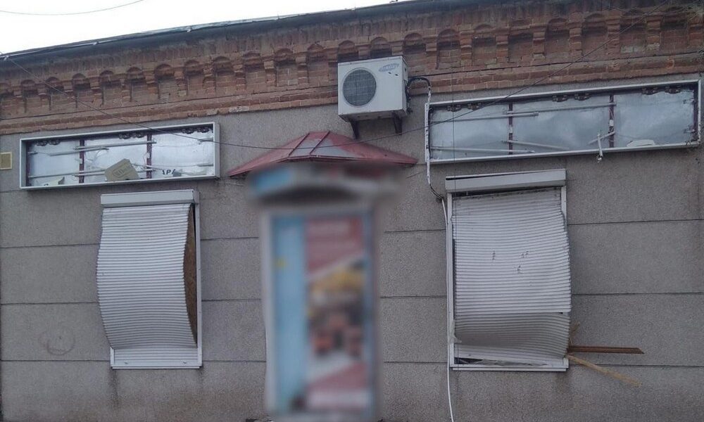 Нікополь оговтується після ворожих ударів 14 березня: поліція показала ...