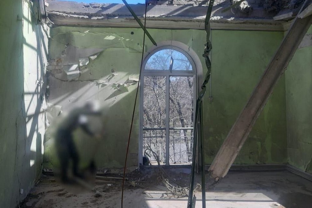 Окупанти вдарили по трьох громадах Нікопольщини: поліція показала фото наслідків