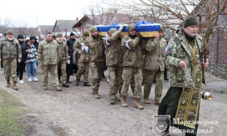 13 березня Марганець провів в останню путь загиблого Захисника (фото)