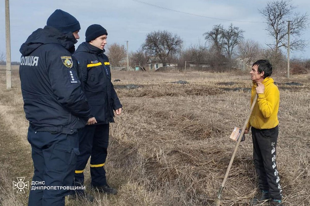 На Дніпропетровщині сталася 81 пожежа в екосистемах за добу: паліїв трави і сміття штрафують