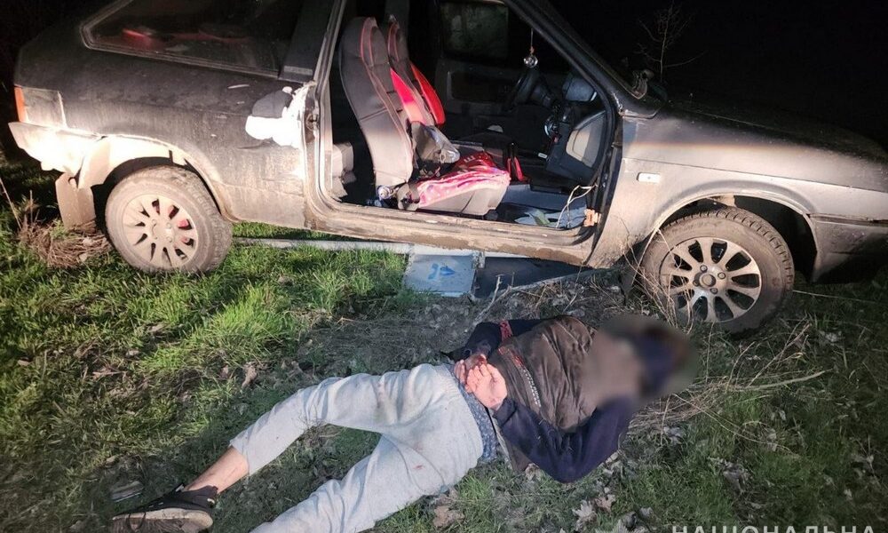 На викраденому автомобілі потрапив у ДТП: у Нікопольському районі затримали 23-річного чоловіка
