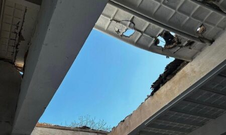 Побито газогони і електромережі, поранено людей, понівечено будинки: наслідки обстрілів Нікополя і району 8 квітня