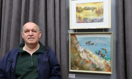Митці з Нікополя подарували  свої картини Дніпровському художньому музею