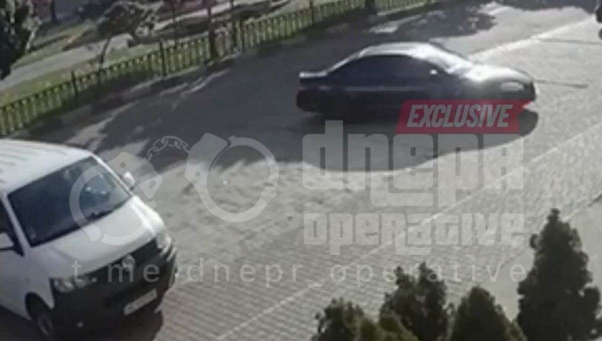 Відео моменту удару дрона по центру Нікополя оприлюднили у мережі