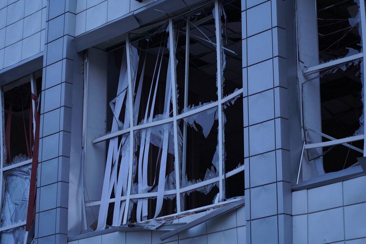 Обстріл Нікопольщини в ніч на 3 квітня і оновлені дані щодо наслідків атаки у Дніпрі
