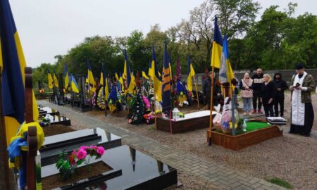 У Марганці пройшла панахида за загиблими захисниками України