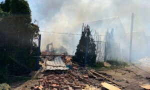 У Нікополі поранено жінку, понівечено церкву і будинки, спалахнули пожежі внаслідок обстрілів 4 травня
