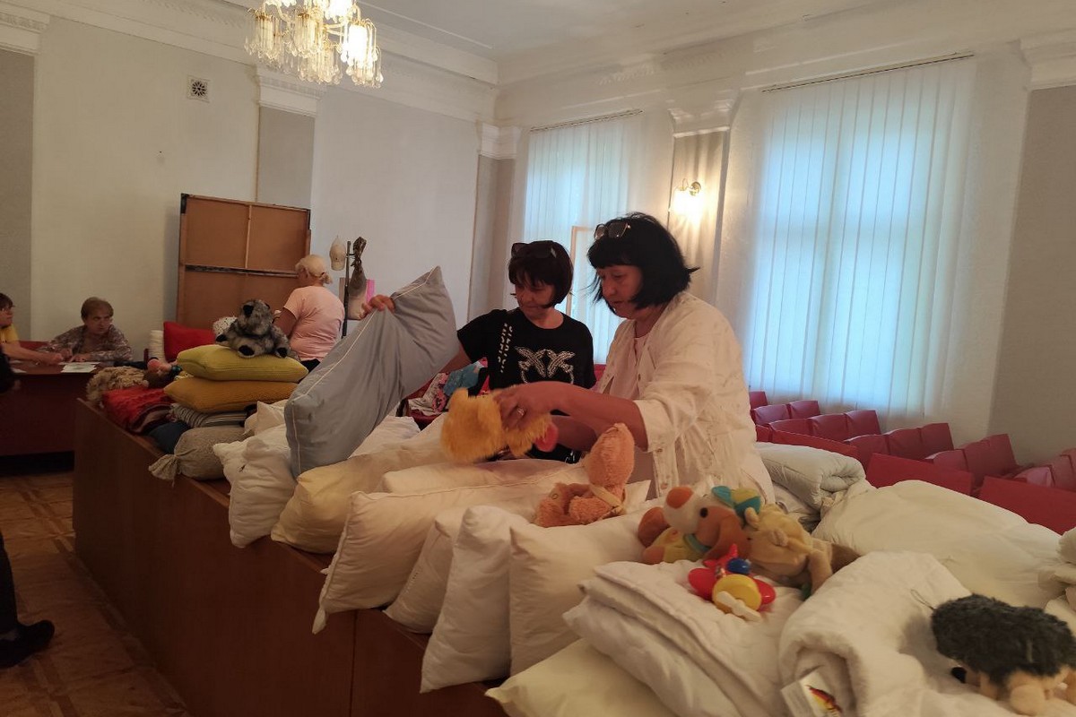 У Томаківці пройшов перший день гуманітарної акції для родин ВПО: фото