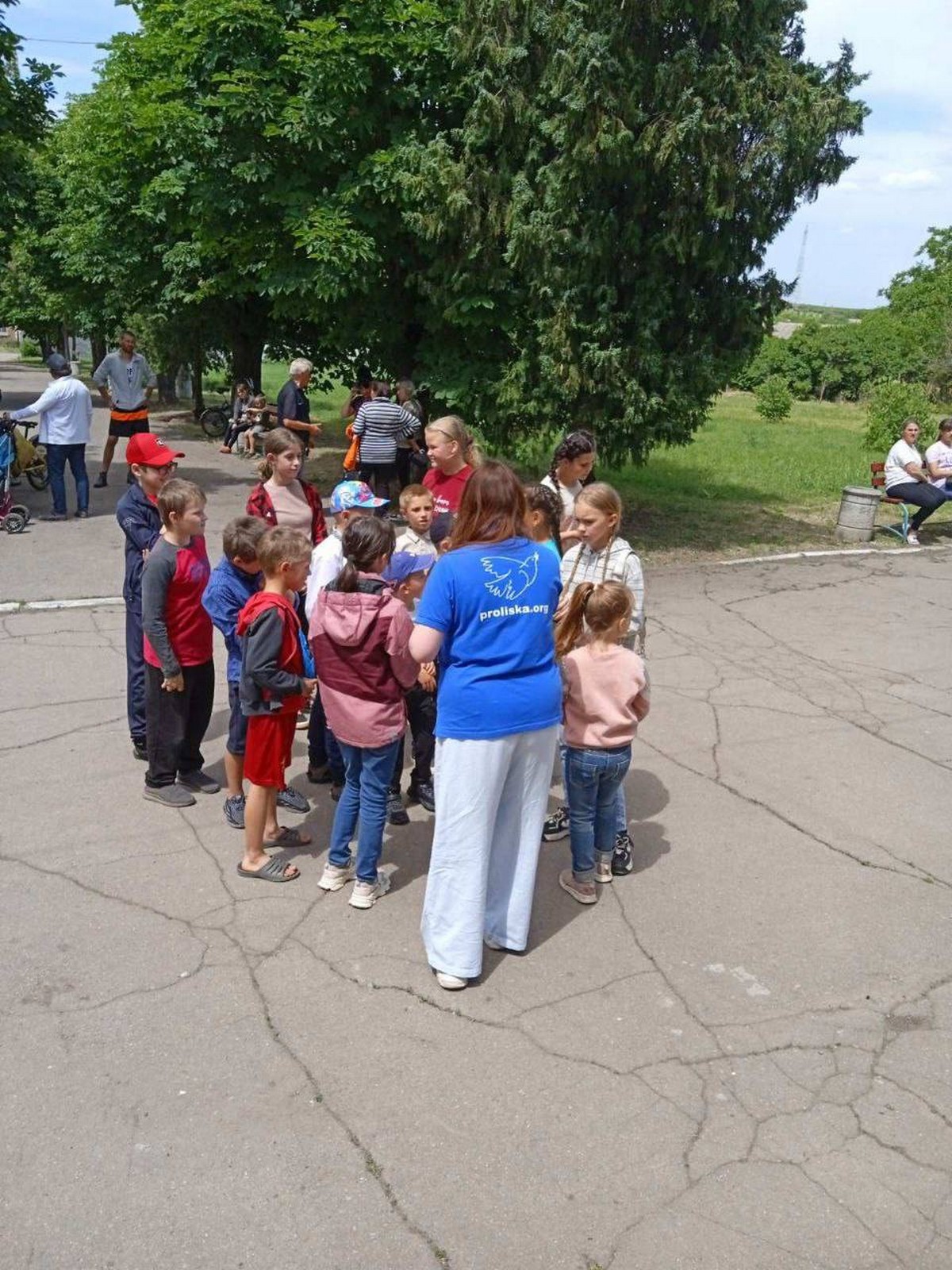 Благодійники влаштували свято для дітей у Червоногригорівській громаді