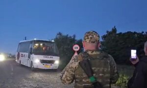 18 мешканців Дніпропетровщини повернулися з російського полону: список звільнених вчора (фото, відео)