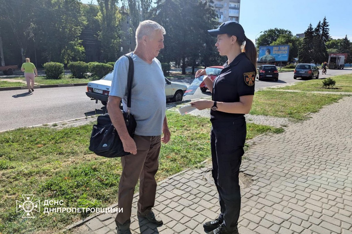 Не торкайтесь і не пересувайте: з мешканцями Нікополя знову говорили про мінну безпеку