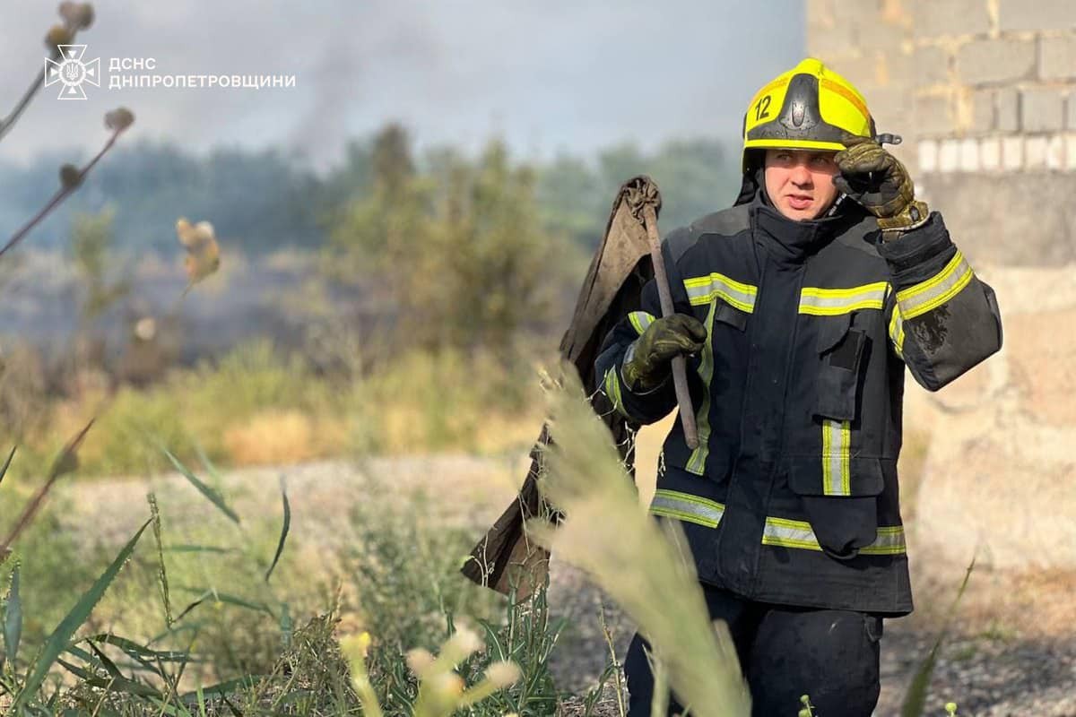 На Дніпропетровщині за добу сталося 77 пожеж