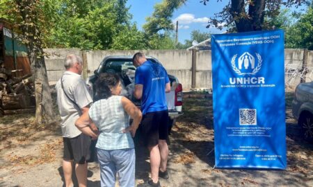 Жителі Марганецької громади отримали будівельні набори від гуманітарної місії