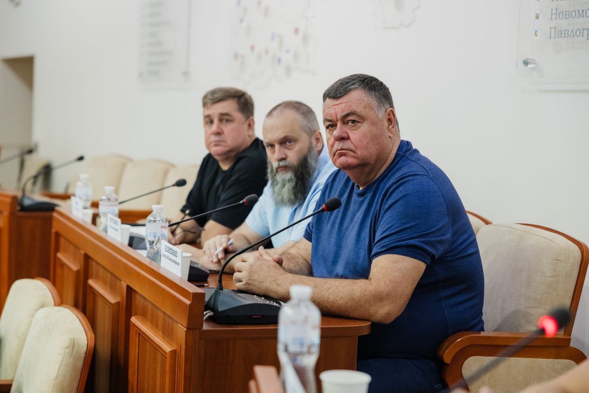 Обговорили проведення мобілізації та будівництво фортифікацій: на Дніпропетровщині пройшла Рада оборони області 1 на Дніпропетровщині пройшла Рада оборони області