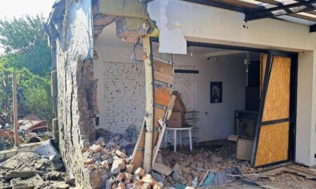 Побито будинки і агропідприємство: ворог бив по Нікополю і району 9 липня