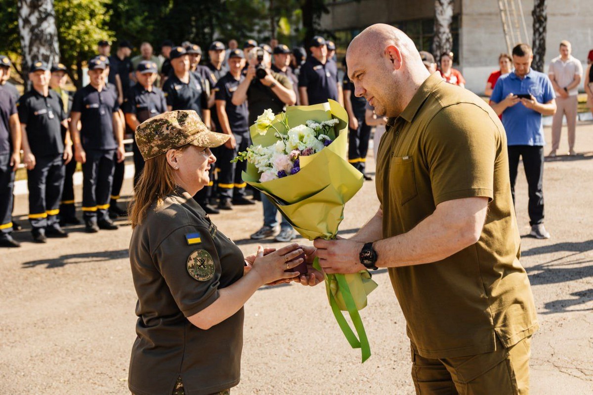 Залишаються поруч попри все: на Дніпропетровщині відзначено тих, хто тримає тил