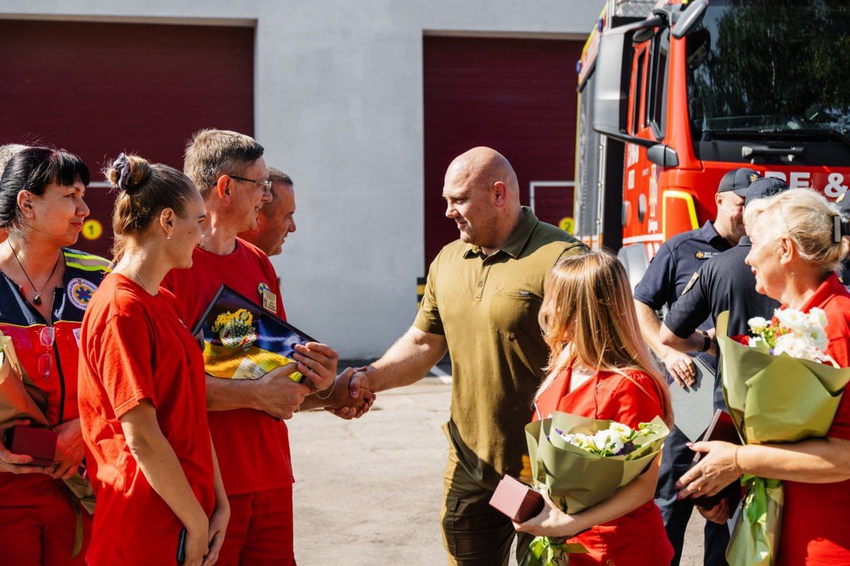 Залишаються поруч попри все: на Дніпропетровщині відзначено тих, хто тримає тил