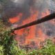 У Нікополі понівечено 14 будинків, сталася пожежа, під обстрілами був і район, а також Криворіжжя (фото)