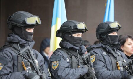 Мешканців Дніпропетровщини запрошують на службу в поліцію особливого призначення