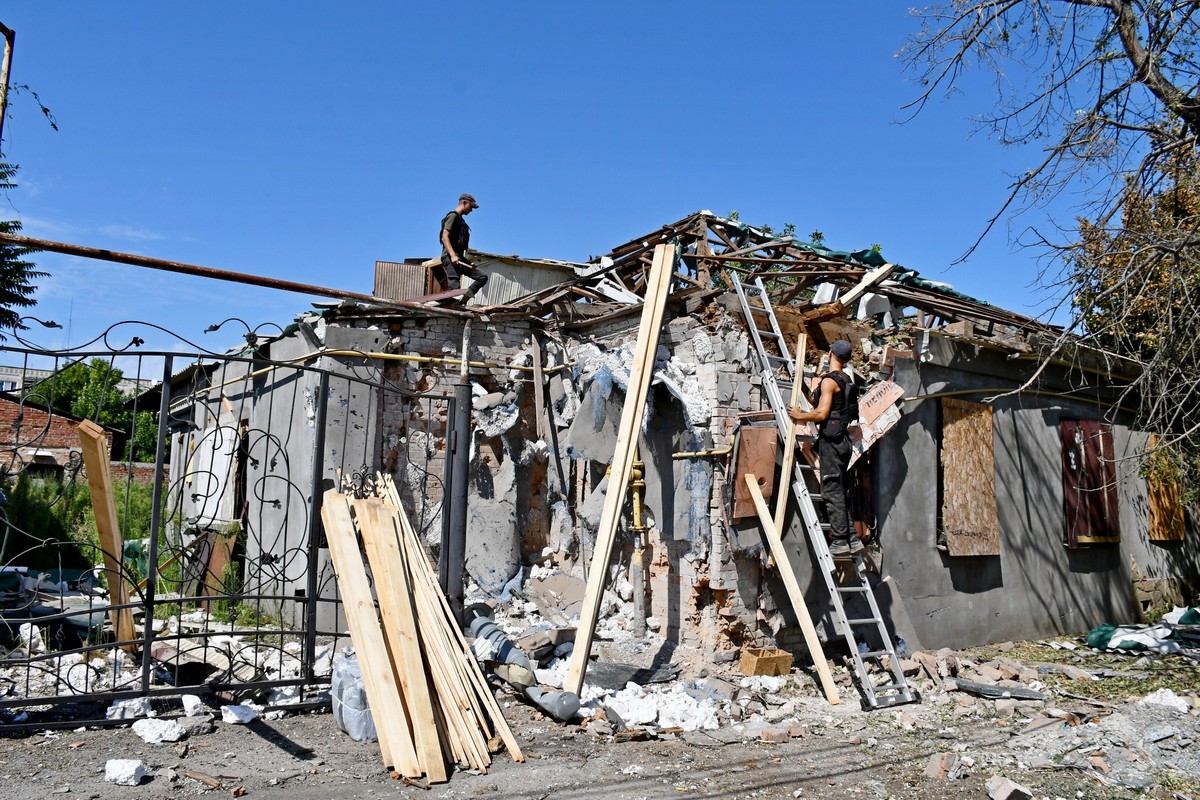 Сьогодні ворог знову обстріляв Нікополь