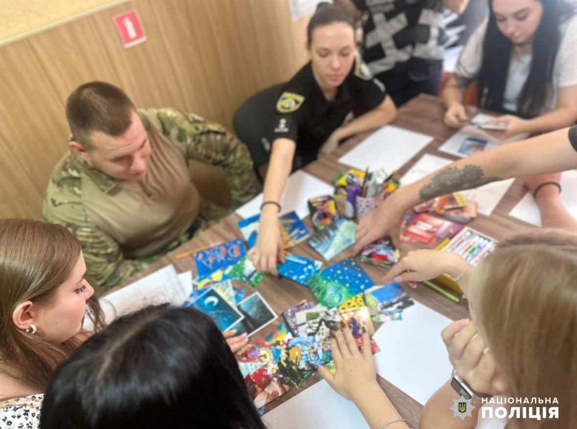 У Нікополі психологи провели заняття для молодих правоохоронців (фото)