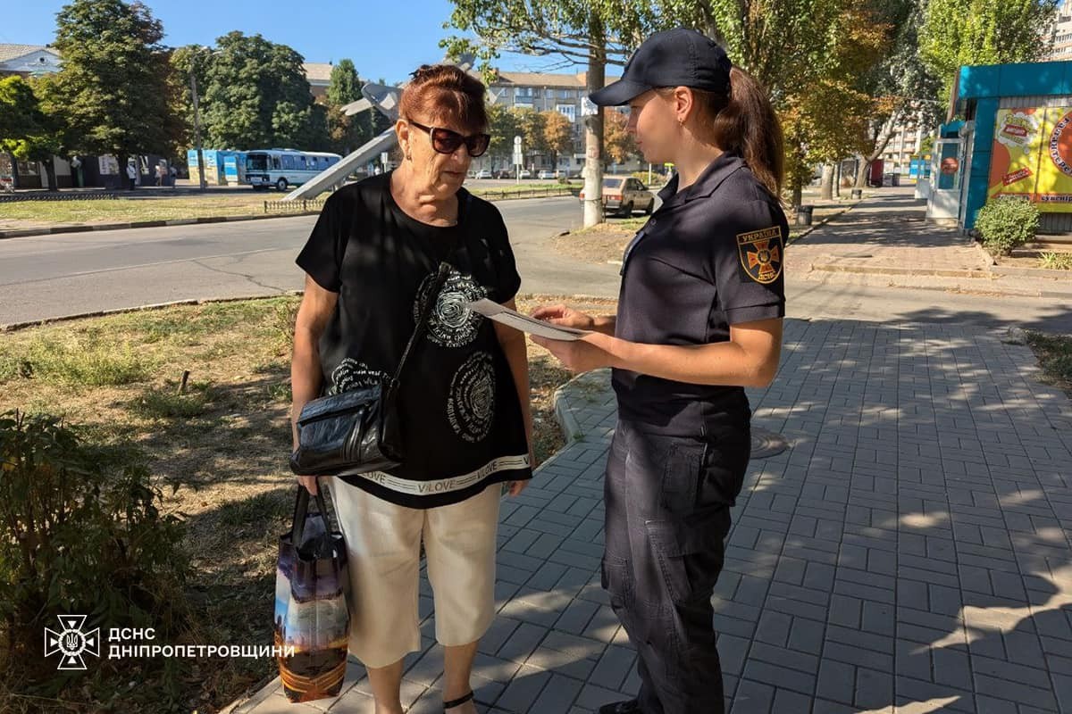 З мешканцями Нікополя провели бесіди: фото