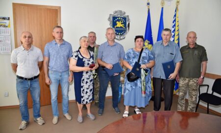 У Нікополі вручили державні нагороди Захиснику і родинам чотирьох полеглих воїнів (фото)