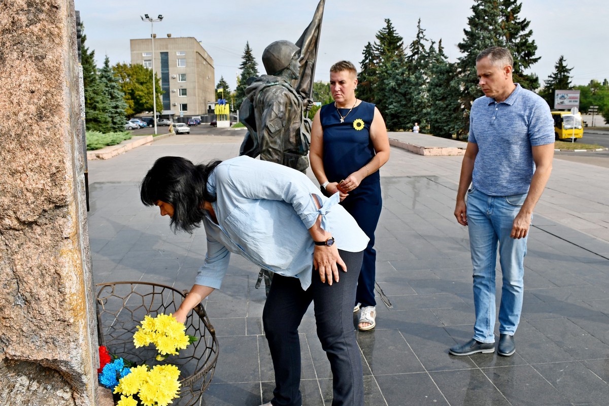 У Нікополі 29 серпня вшанували пам’ять полеглих Героїв (фото)