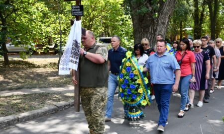 Нікополь провів в останню путь полеглого Захисника