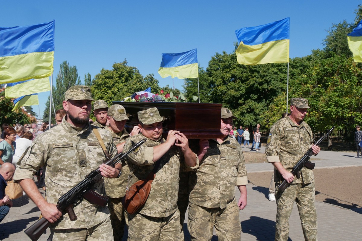 Покров сьогодні провів у останню путь начальника кар’єру, який загинув на війні