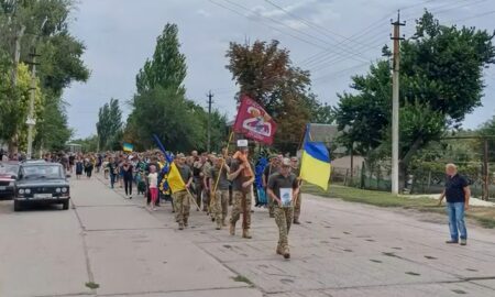 На Нікопольщині провели в останню путь полеглого командира (відео)