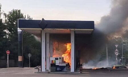 У Нікополі понівечено дві АЗС, також під ударом ворога були дві громади району