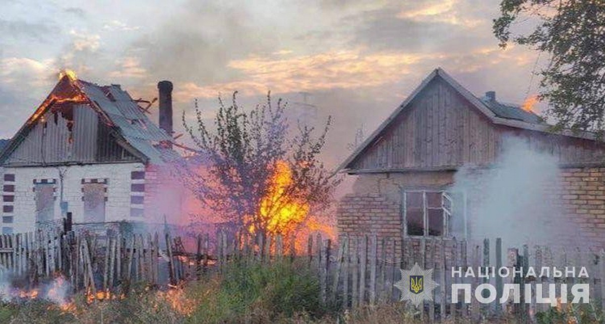 П’ять громад Нікопольщини були під обстрілами: фото наслідків