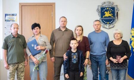 Полеглі Захисники з Нікополя відзначені державними нагородами