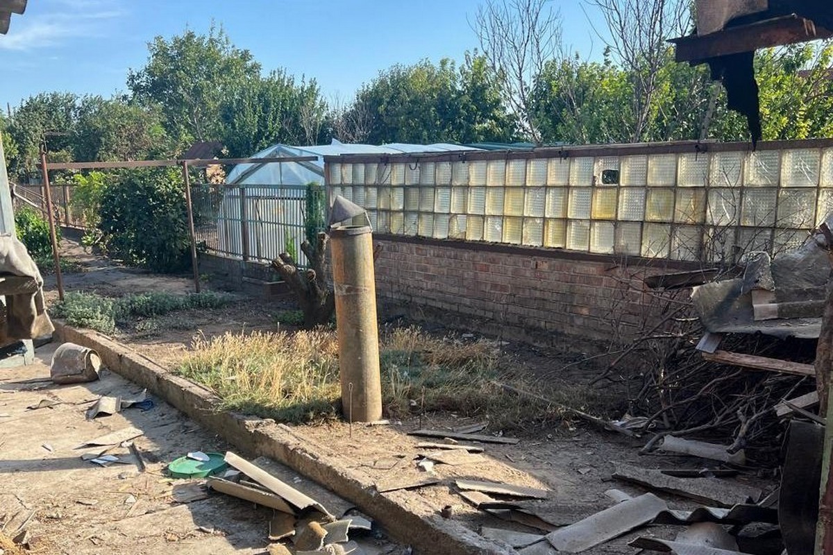 Нікополь і район під ударом ворога: поліція отримала понад 60 повідомлень від громадян 1 Нікополь і район під ударом ворога: поліція отримала понад 60 повідомлень від громадян