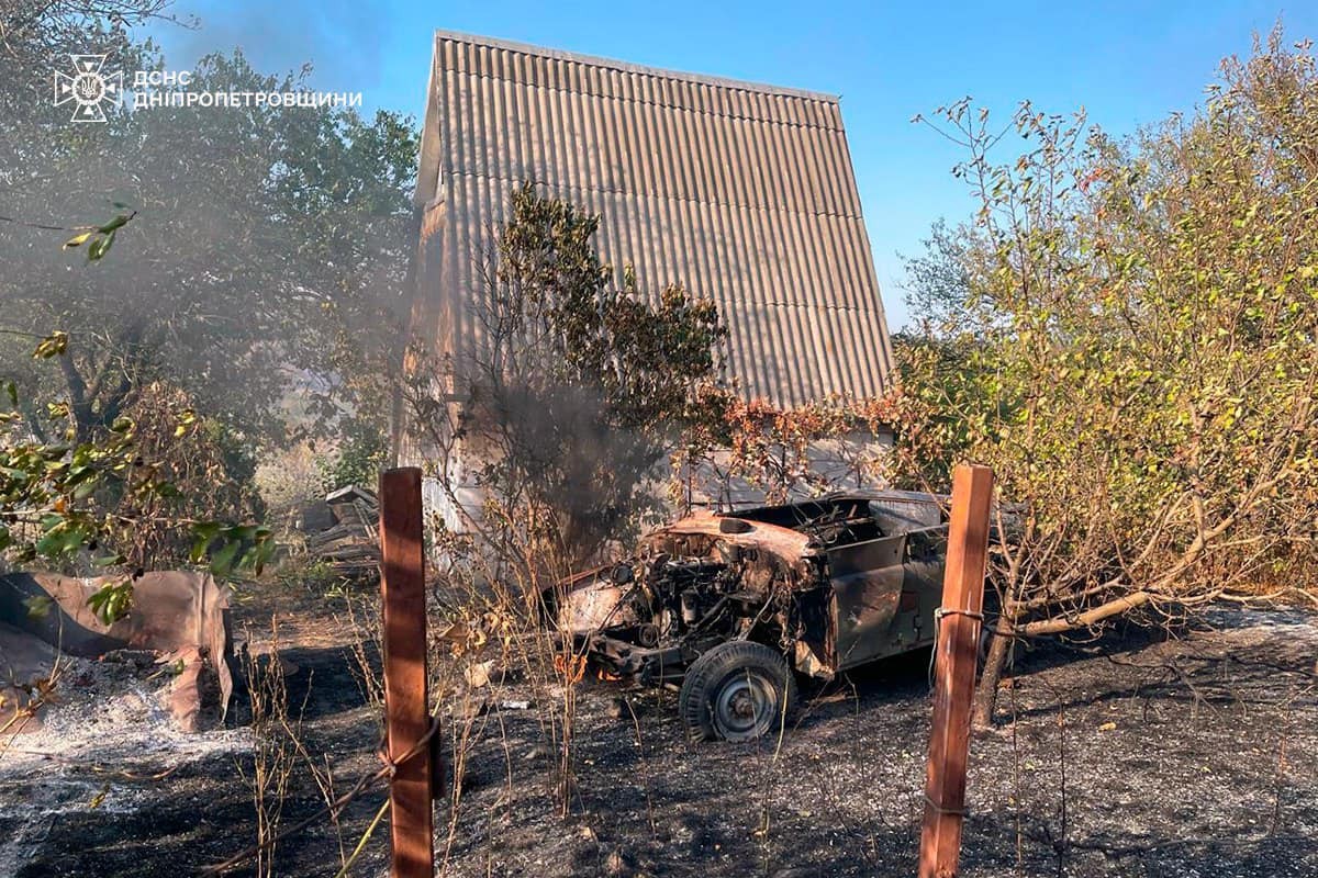 На Дніпропетровщині за добу вогонь знищив 156 га зелених насаджень, дачний будинок і авто