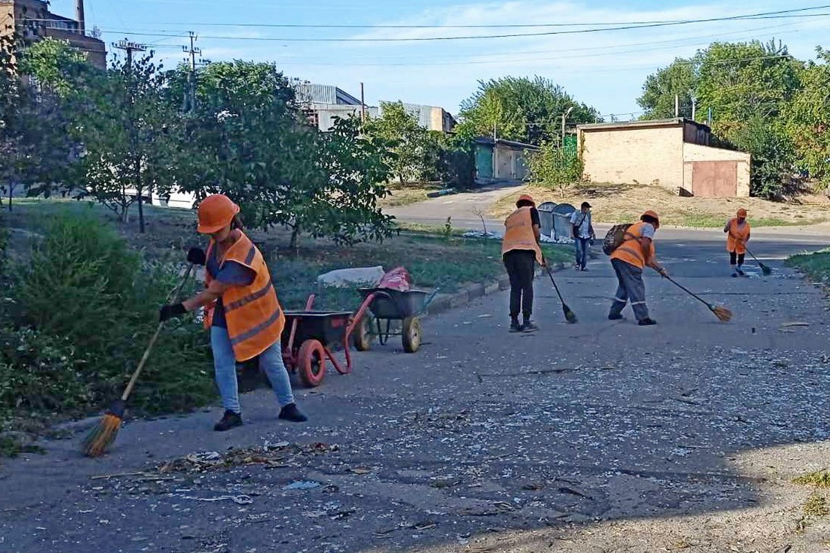  Терор Нікополя продовжується - ворог руйнує житло містян: фото